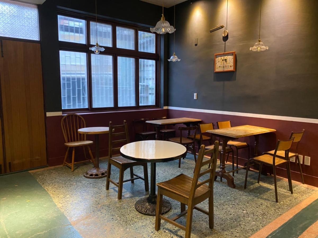 良文旅2館ryou Hotel Vintage - II Tainan Bagian luar foto